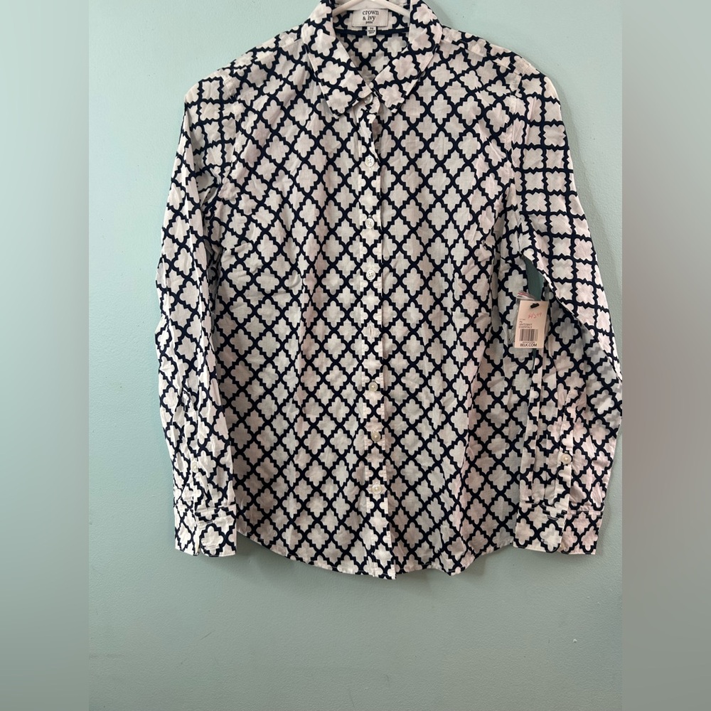 Crown & Ivy Black and White Long Sleeve Top